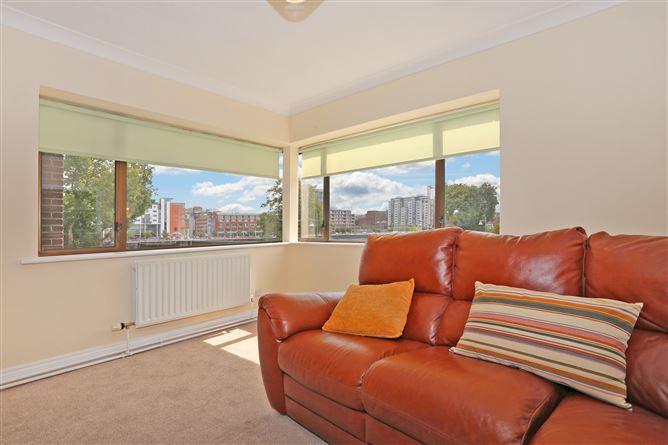 6 Strand Court, O'Callaghan Strand, Limerick