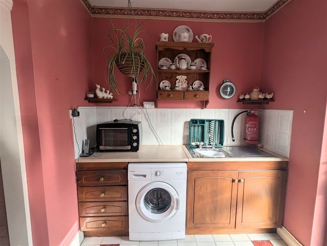 4 Clonaslee, Nenagh, Co. Tipperary