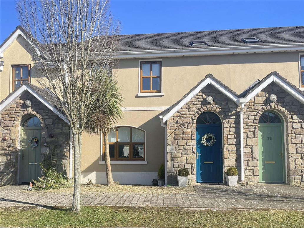 No. 36 Clonguish Court, Newtownforbes, Longford