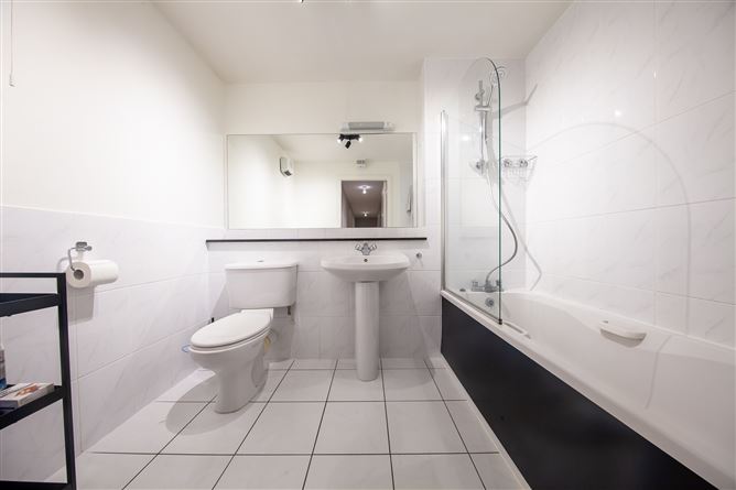 Block E, 300 Castleforbes Square, IFSC, Dublin 1