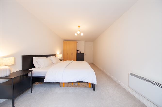 Block E, 300 Castleforbes Square, IFSC, Dublin 1