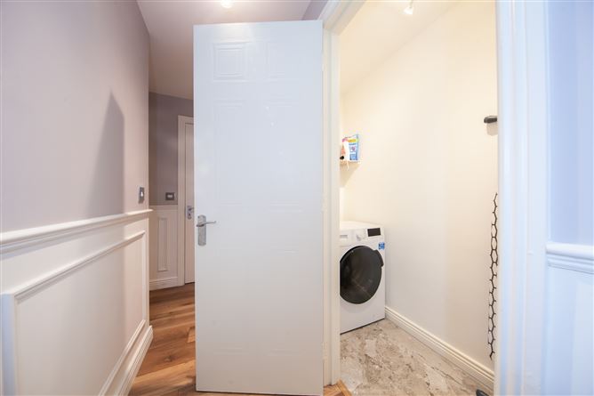 Block E, 300 Castleforbes Square, IFSC, Dublin 1