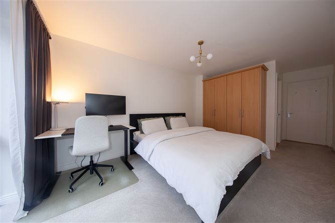 Block E, 300 Castleforbes Square, IFSC, Dublin 1