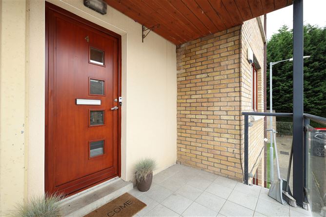 4 Belarmine Place, Stepaside, Dublin 18
