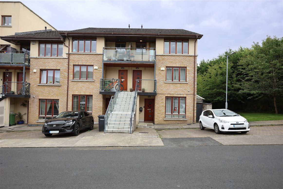 4 Belarmine Place, Stepaside, Dublin 18