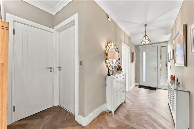 Ghan House, 63 Biscayne, Malahide, County Dublin