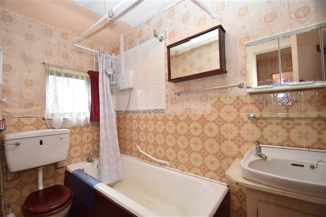 1 MacCullens Close, Lusk, County Dublin