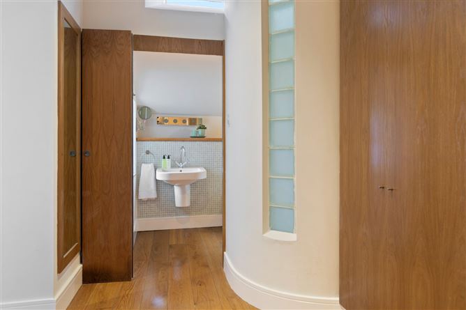 21 Waltham Terrace, Blackrock, Co. Dublin