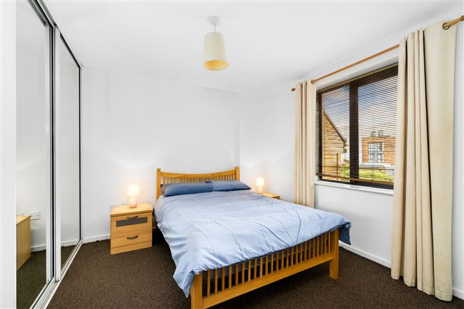 2 Compass Court North, Royal Canal Park, Dublin 15