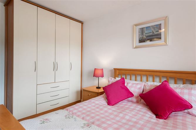 225 Neptune House, Islandbridge, Dublin 8