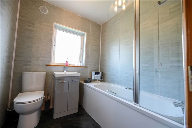 52 Grove Park, Mountmellick, Laois