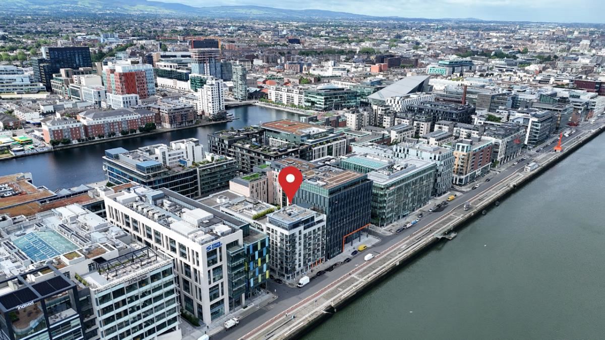 14 Butlers Court, Grand Canal Dk, Dublin 2