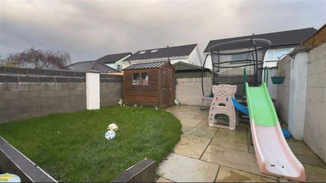 2 Woodvale Avenue, Clonsilla, Dublin 15, D15 R81P