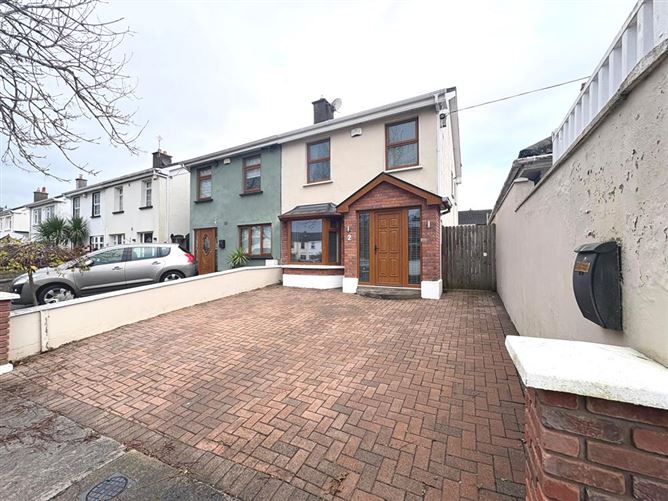 2 Woodvale Avenue, Clonsilla, Dublin 15, D15 R81P