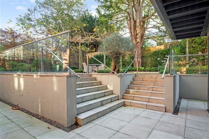 Apartment 8, 19 Pembroke Road, Ballsbridge, Dublin 4