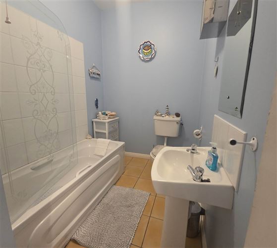 13 River Vista, Station Road, Oughterard, County Galway