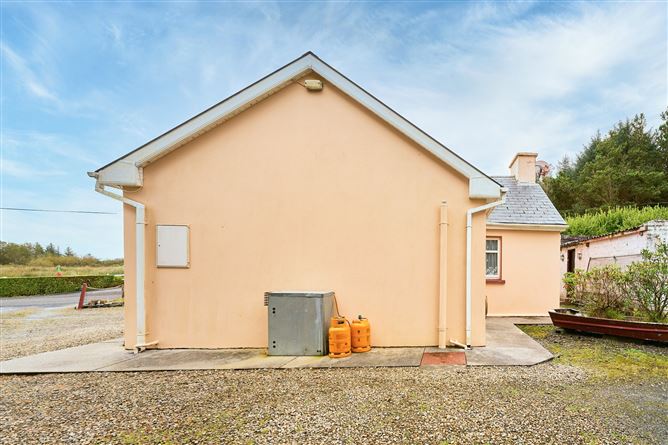 Slievealoughaun, Connolly, Ennis, Co. Clare