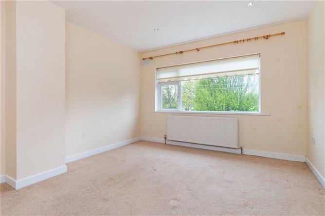 106 Lucan Heights, Lucan, Co. Dublin