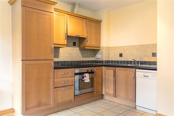 1 Marlay House, Taylors Hill, College Road, Rathfarnham, Dublin 16