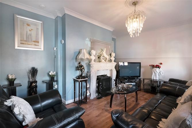 7 Coombe Court, Dublin 8