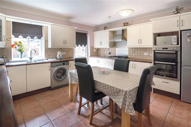 7 Coombe Court, Dublin 8