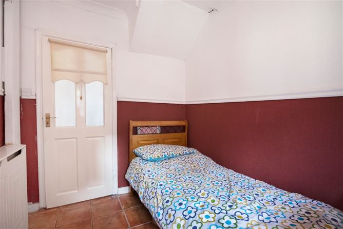 7 Coombe Court, Dublin 8