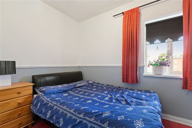 7 Coombe Court, Dublin 8