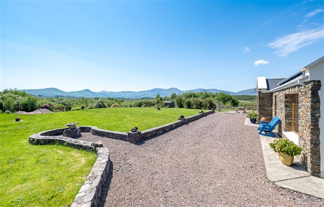 Suaimhneas, Direenaclaurig, Sneem, Co. Kerry