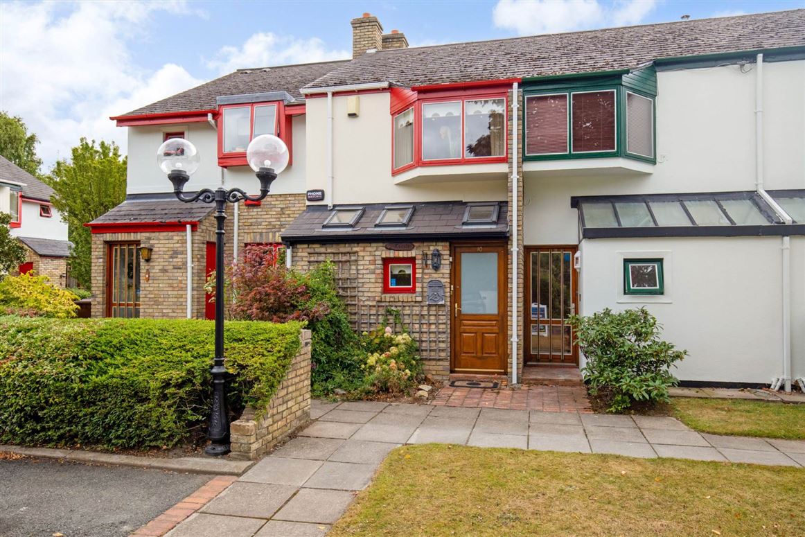 10 Lambourne Village, Clontarf, Dublin 3