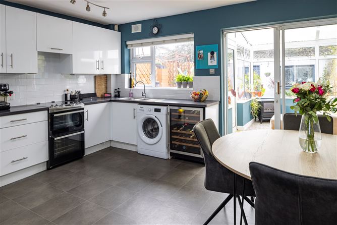 2 The Crescent, Seatown Park, Swords, County Dublin