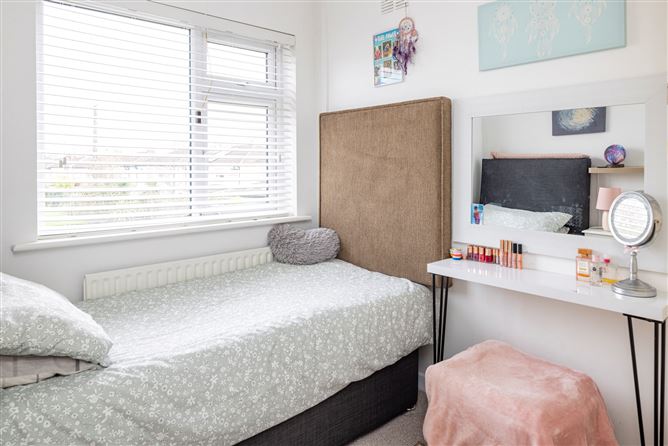 2 The Crescent, Seatown Park, Swords, County Dublin