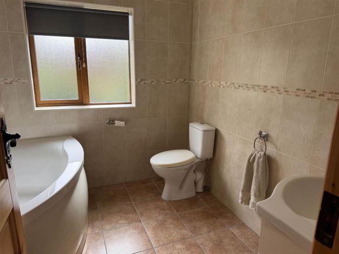 Photo 14 of 21 — Rossmore, Errill, Portlaoise, Laois