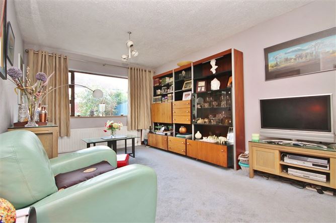 102 Monalea Grove, Firhouse, Dublin 24