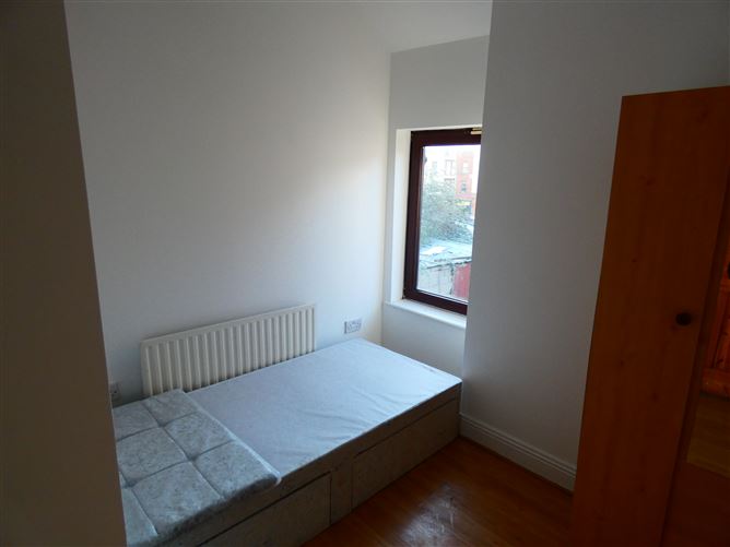 11 St Josephs Place, Off Prussia Street, Stoneybatter, Dublin 7