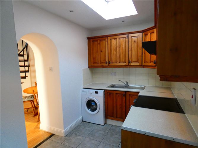 11 St Josephs Place, Off Prussia Street, Stoneybatter, Dublin 7
