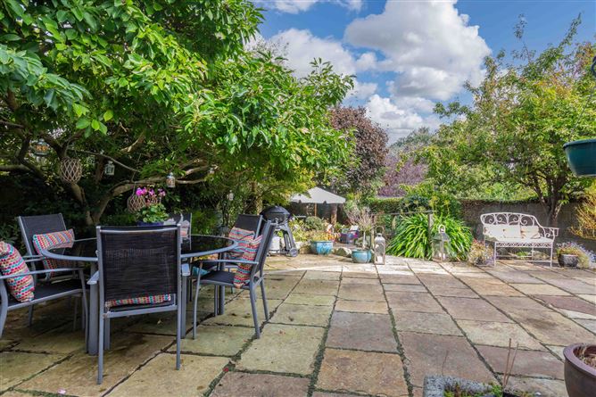 18 Pine Valley Drive, Rathfarnham, Dublin 14