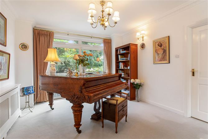 18 Pine Valley Drive, Rathfarnham, Dublin 14