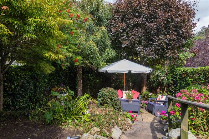 18 Pine Valley Drive, Rathfarnham, Dublin 14