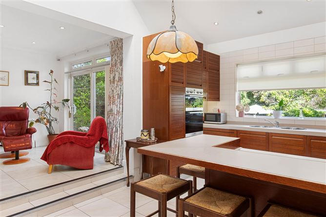 18 Pine Valley Drive, Rathfarnham, Dublin 14