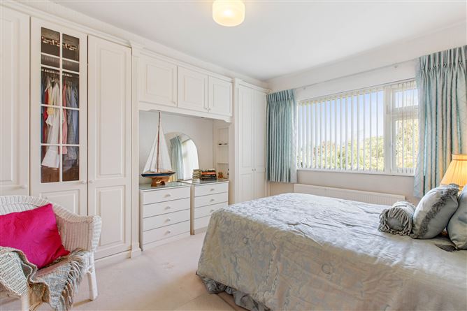 18 Pine Valley Drive, Rathfarnham, Dublin 14