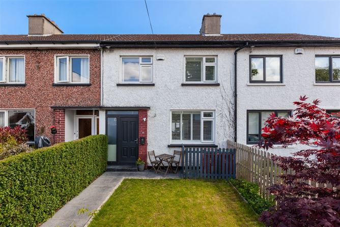 https://photos-a.propertyimages.ie/media/1/0/3/4927301/45e1d3b9-11ea-49f1-9b39-4e267c764a06_l.jpg