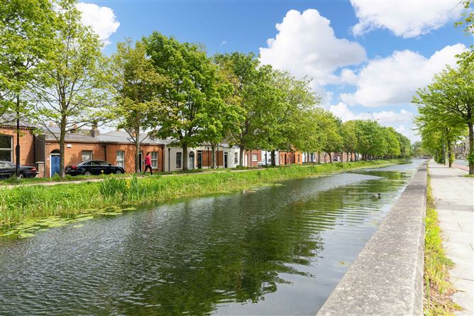 https://photos-a.propertyimages.ie/media/1/0/3/5000301/072392e1-a3da-4393-881c-87cb696e408e_l.jpg