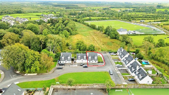 Photo 30 of 45 — 15 Friarshill Close, Ballaghaderreen, Co. Roscommon