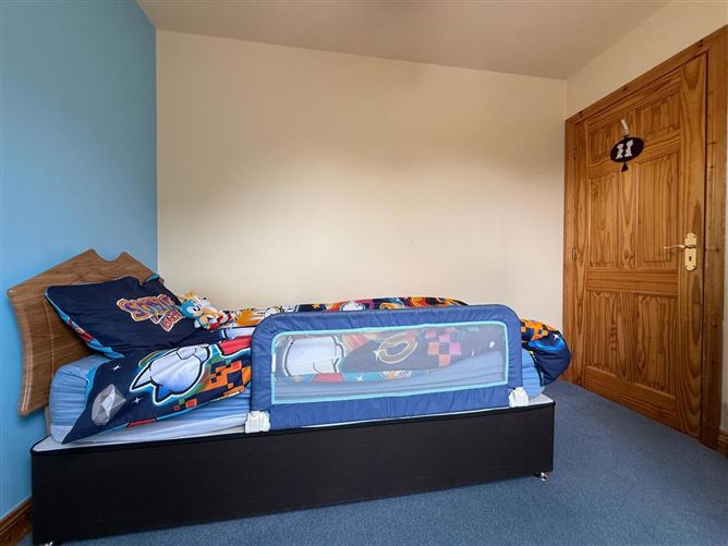 Photo 25 of 45 — 15 Friarshill Close, Ballaghaderreen, Co. Roscommon