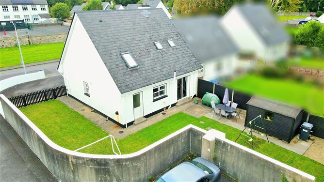 Photo 40 of 45 — 15 Friarshill Close, Ballaghaderreen, Co. Roscommon