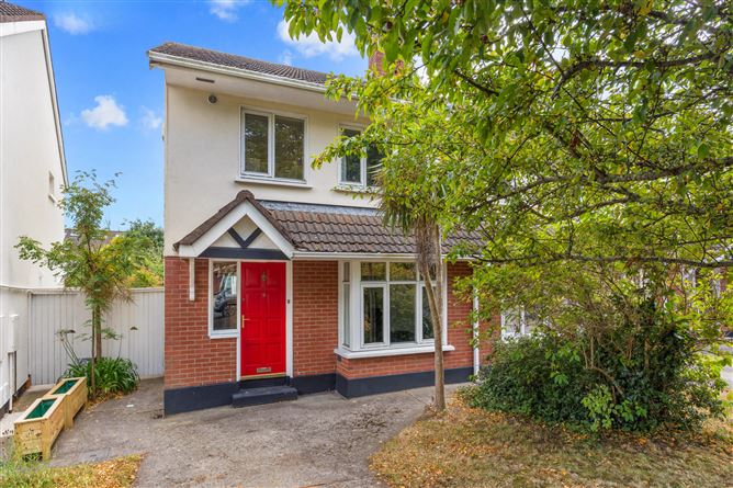 9 Glencairn Avenue, The Gallops, Leopardstown, Dublin 18