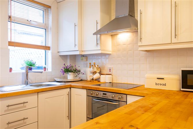 2 Coldwell Street, Glasthule, County Dublin