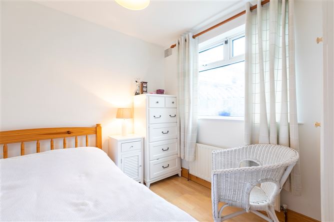 2 Coldwell Street, Glasthule, County Dublin