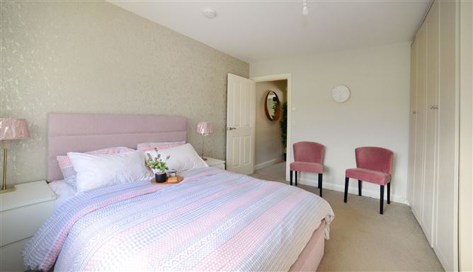 3 Bay Meadows Crescent, Hollystown, Dublin