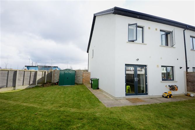 3 Bay Meadows Crescent, Hollystown, Dublin